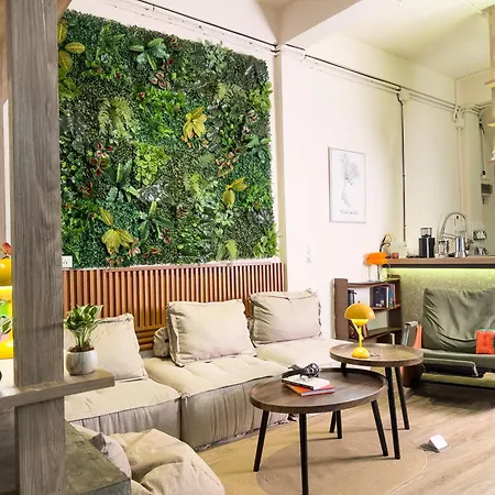 Bangkok Neighborhood Hostel